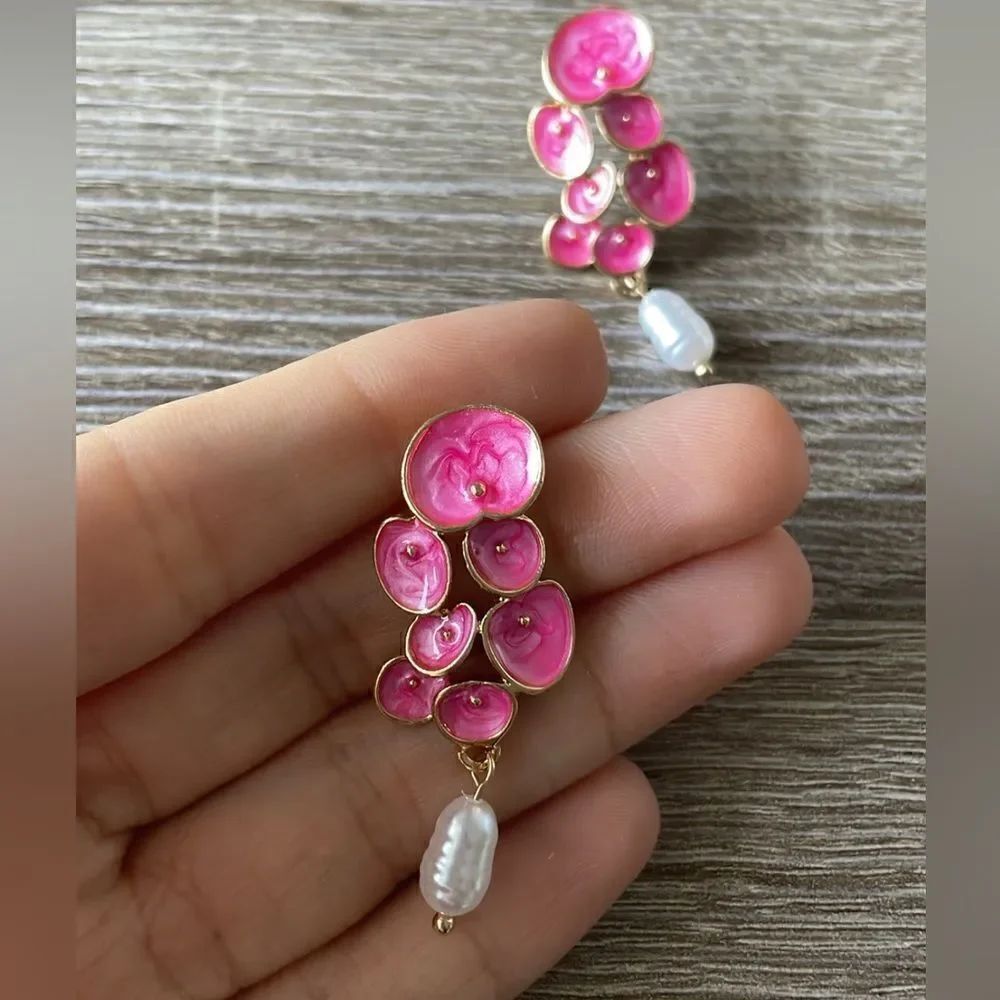 Pink statement earrings A302 - Picture 4 of 5